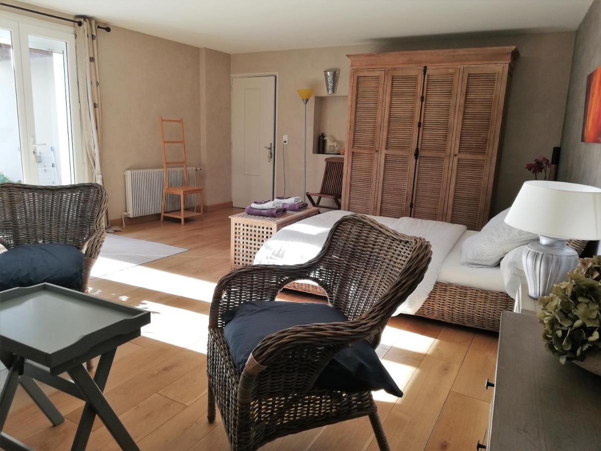 La Goutadou Bed & Breakfast Cabannes Dış mekan fotoğraf