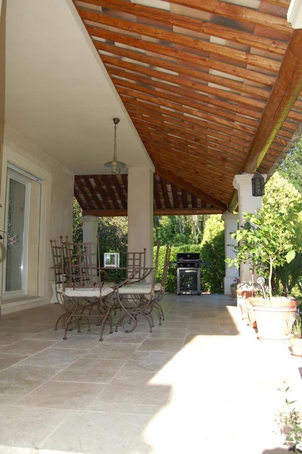 La Goutadou Bed & Breakfast Cabannes Dış mekan fotoğraf