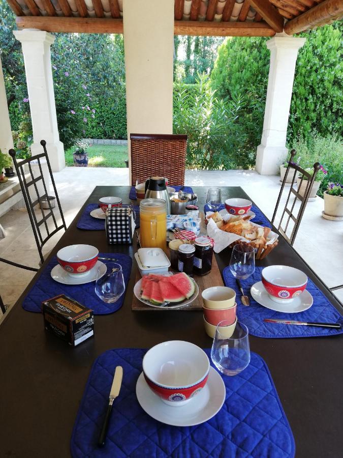 La Goutadou Bed & Breakfast Cabannes Dış mekan fotoğraf